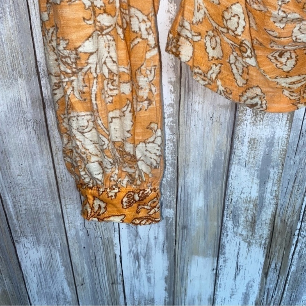 Free People Say The Word Top Blood Orange Floral Ruched Long Sleeve Blouse S NWT - Picture 5 of 11